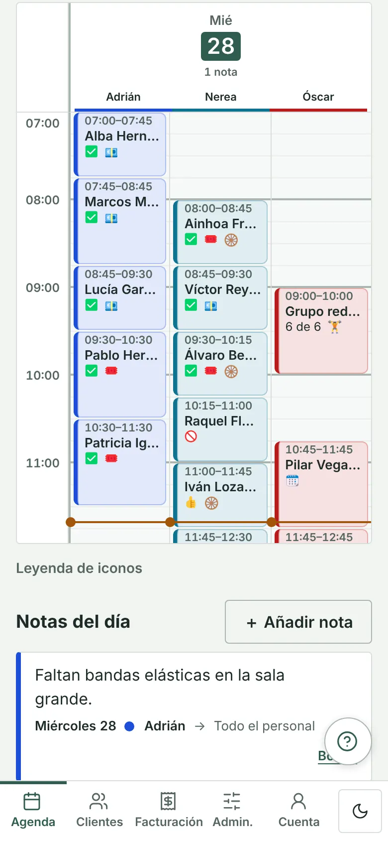 One day’s diary on a phone with three practitioners’ appointments in columns and an «Available (no machine)» slot